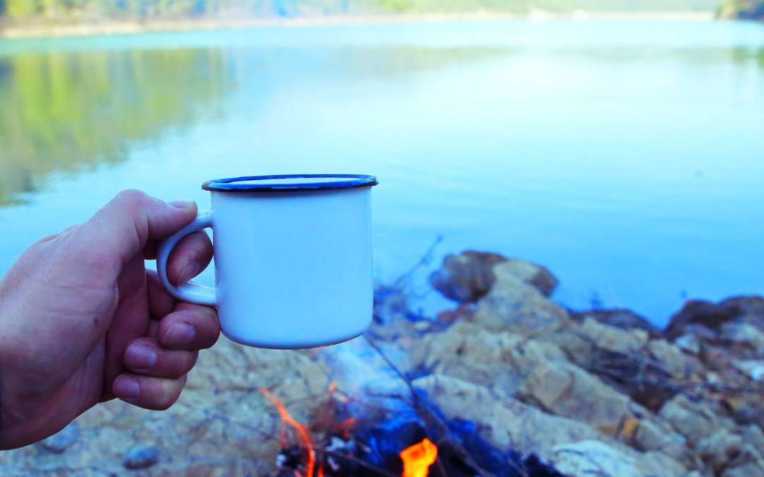 15 Tips Membuat Api Unggun yang Aman dan Efektif saat Camping